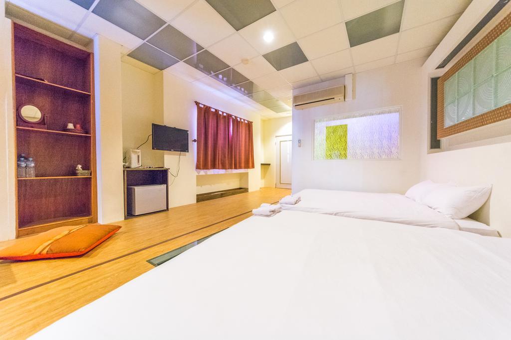 Found Hostel Хенгчун Экстерьер фото