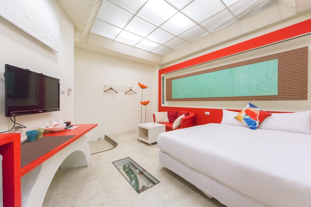 Found Hostel Хенгчун Экстерьер фото