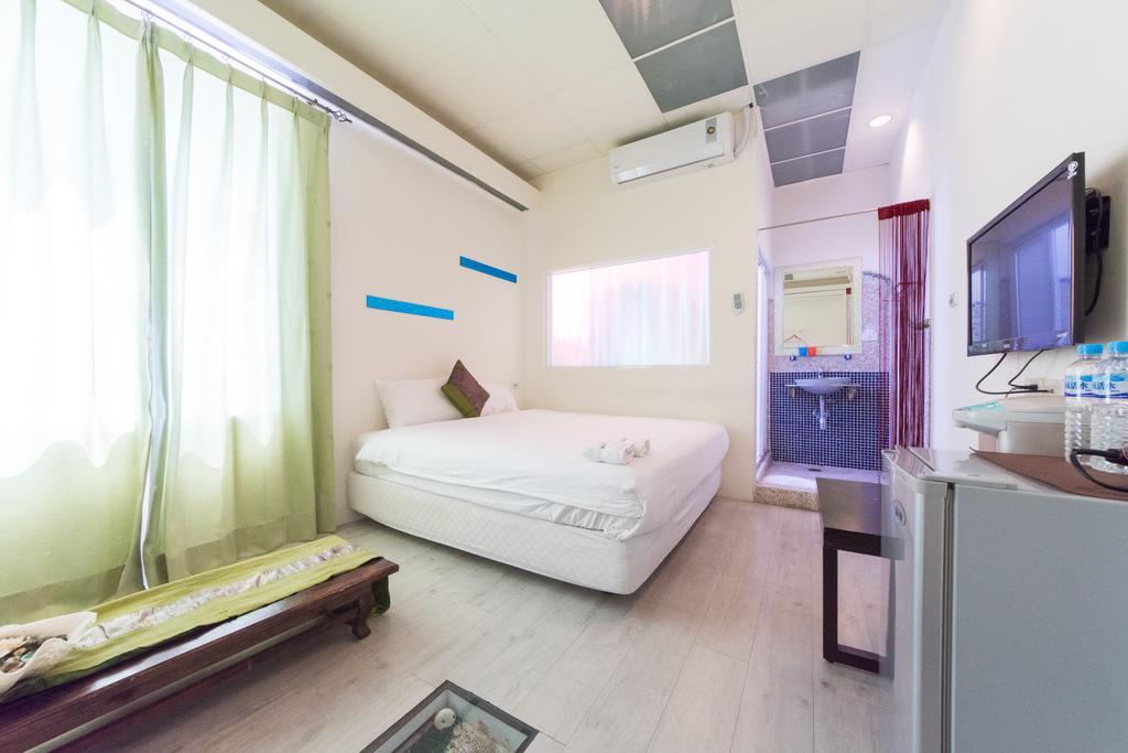 Found Hostel Хенгчун Экстерьер фото